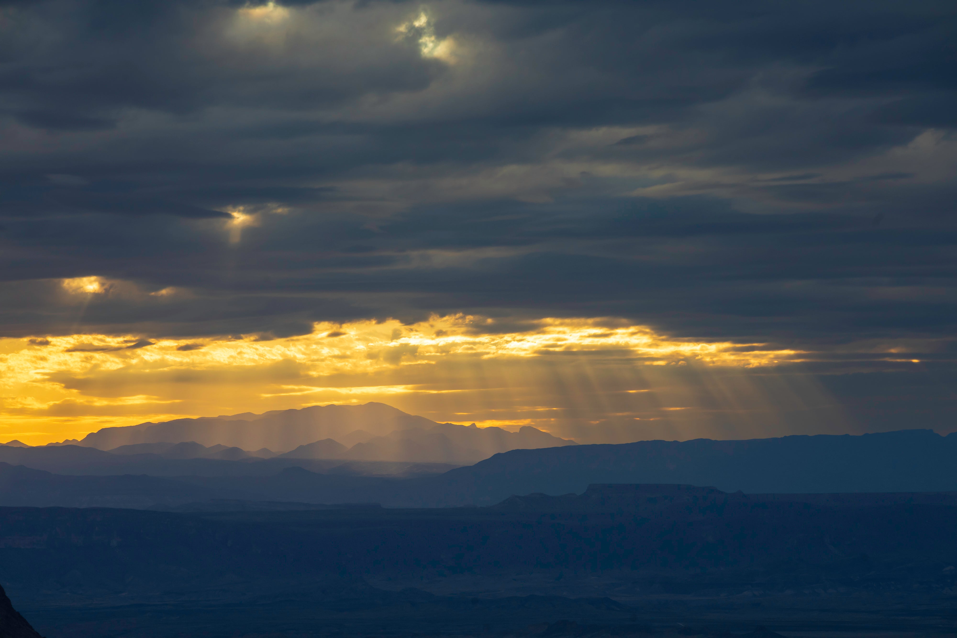 BCX-1 Battery Charger & BLX-1 Lithium Ion Rechargeable Battery